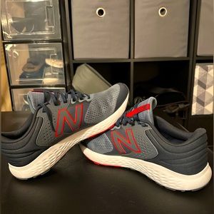 New Balance 520v7 athletic shoe
